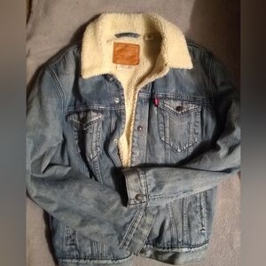 Levi jean trucker jacket